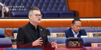 Kelvin Yii: Kuota pengkhususan 30% perlu disusuli insentif lebih luas untuk doktor Sabah dan Sarawak Ahli Parlimen Bandar Kuching Dr Kelvin Yii Lee Wuen menggesa insentif kerjaya, kewangan dan tempat tinggal yang lebih menyeluruh bagi melengkapi kuota pengkhususan 30 peratus untuk doktor yang berkhidmat di Sabah dan Sarawak.